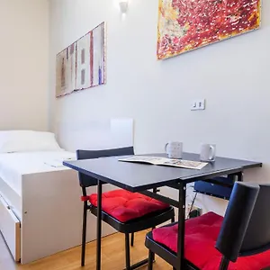 https://italianway-maroncelli-14.it-lombardy.com